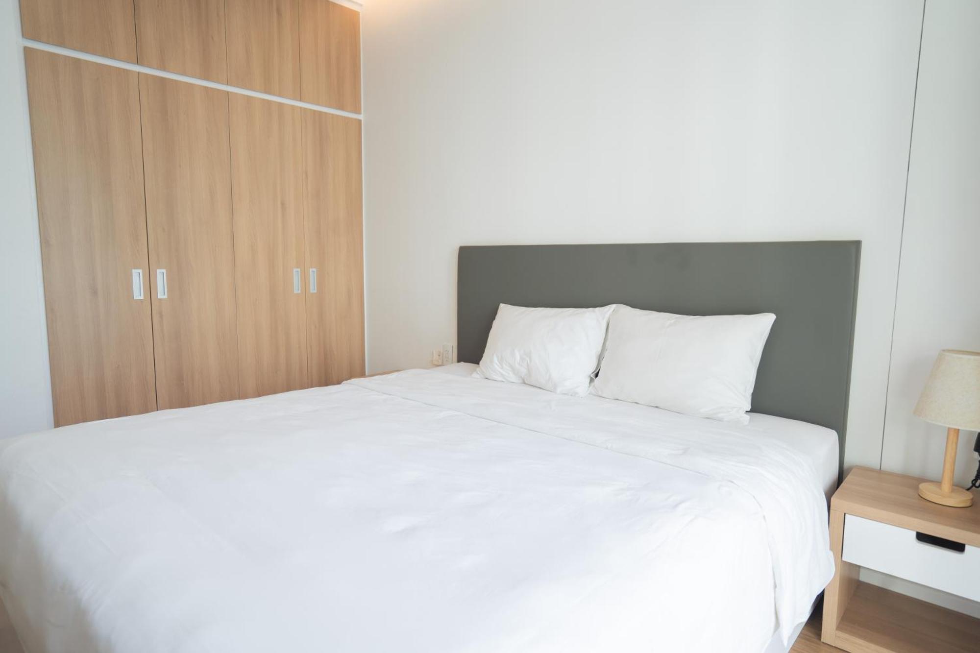 One Bedroom Apartment At Republic Plaza - Pool & City View Căn hộ
