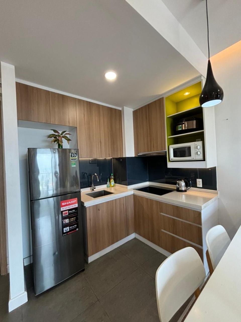 Căn hộ One Bedroom Apartment At Republic Plaza - Pool & City View *