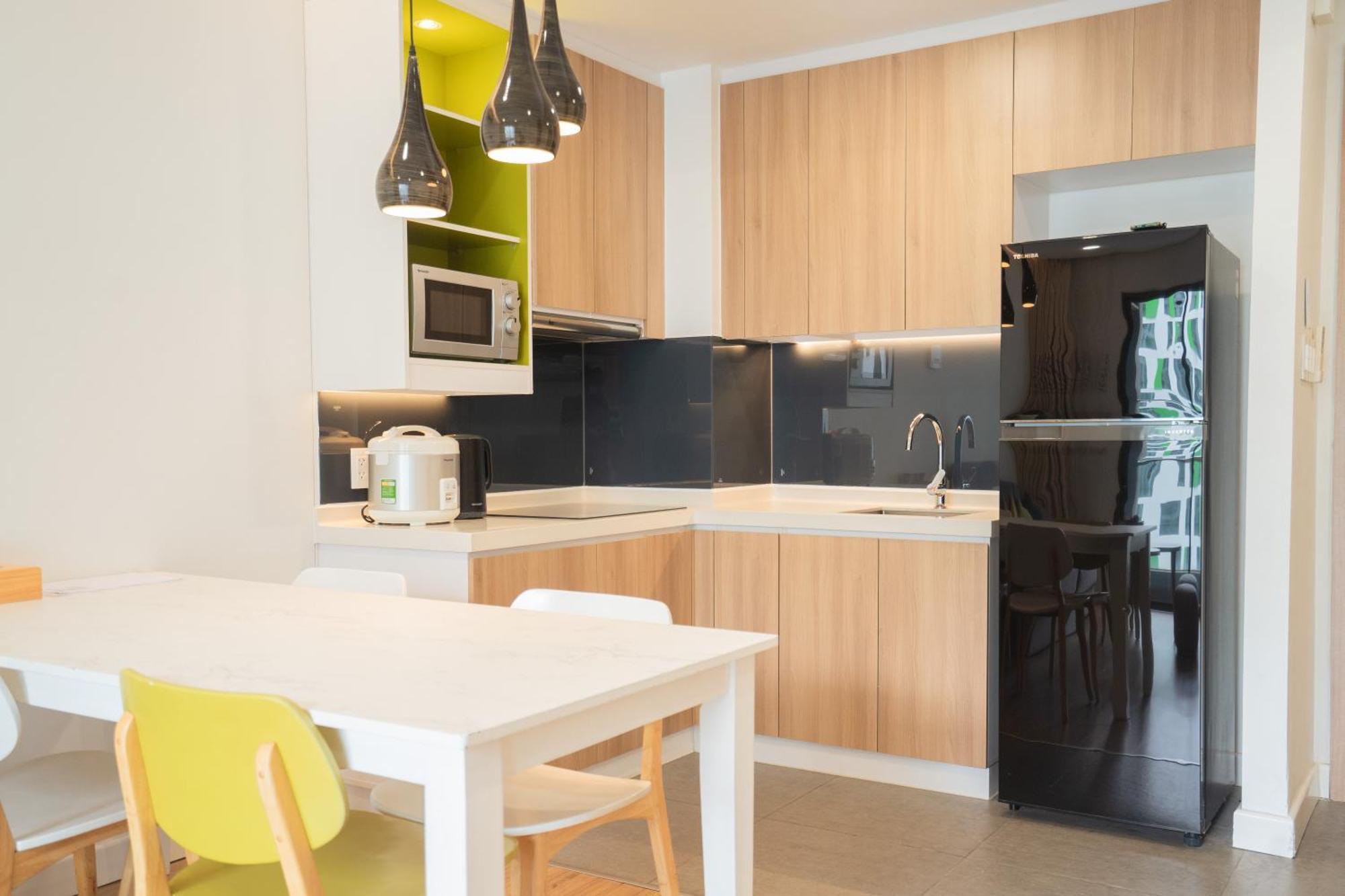 One Bedroom Apartment At Republic Plaza - Pool & City View * Ho Chi Minh City